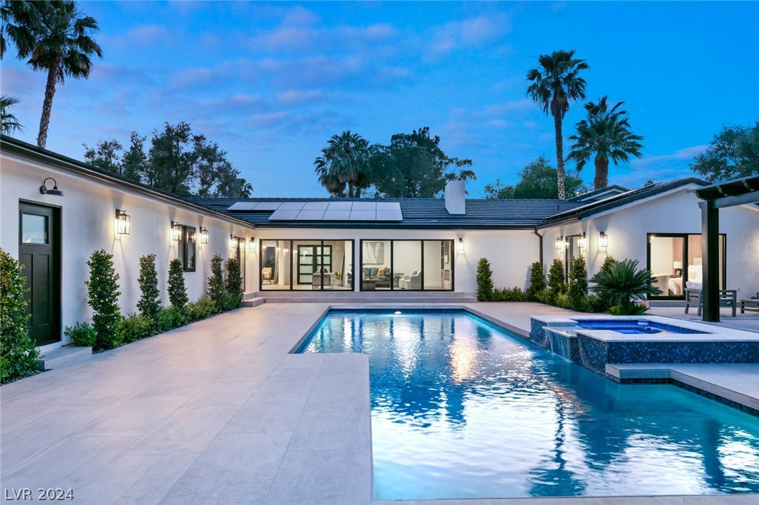 1227 PARK Circle