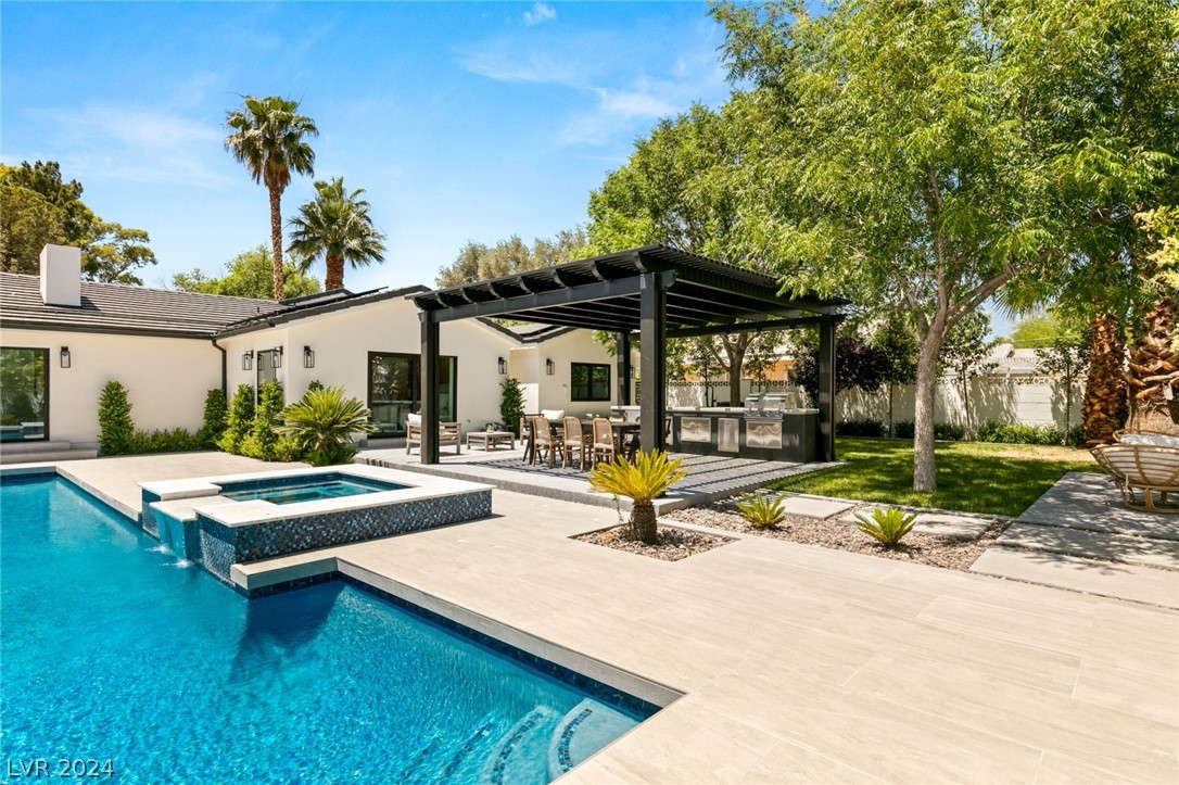 1227 PARK Circle
