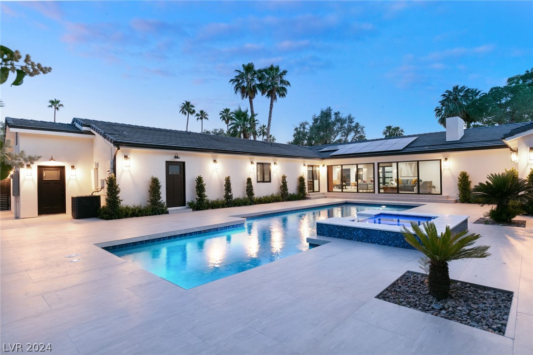 1227 PARK Circle