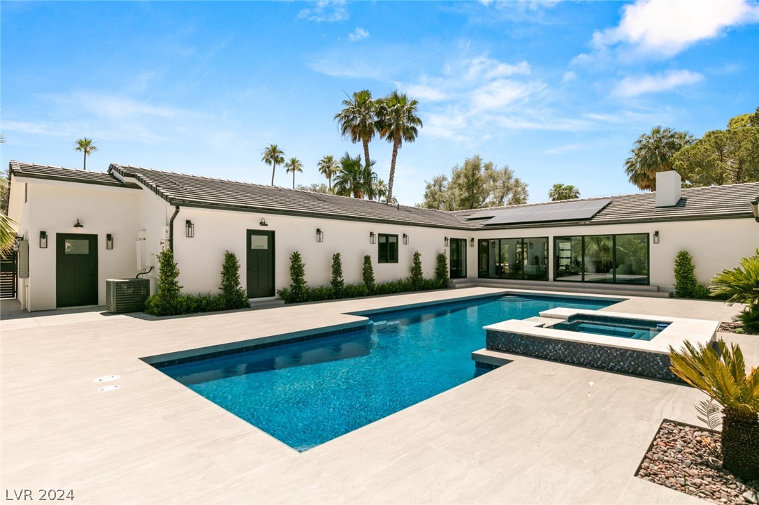 1227 PARK Circle