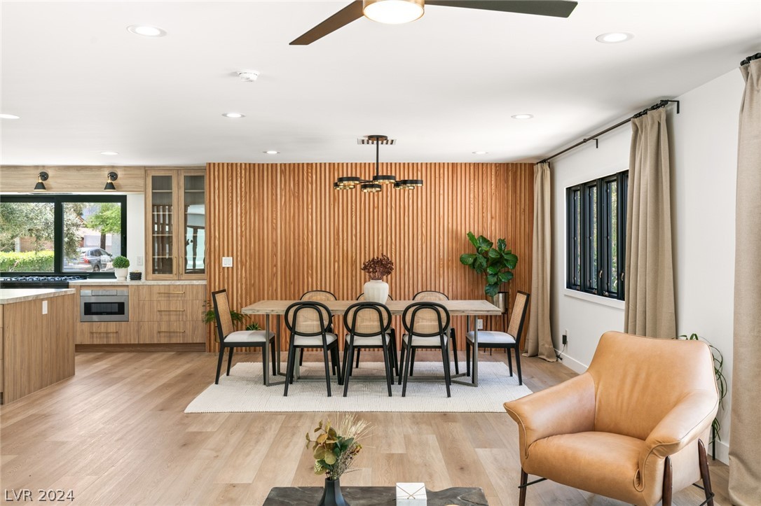 1227 PARK Circle