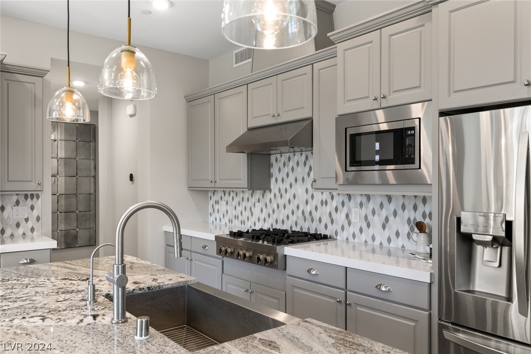 11280 GRANITE RIDGE Drive 1105