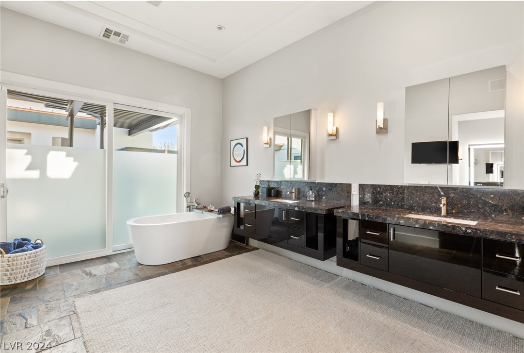 14 MIDNIGHT RIDGE Drive