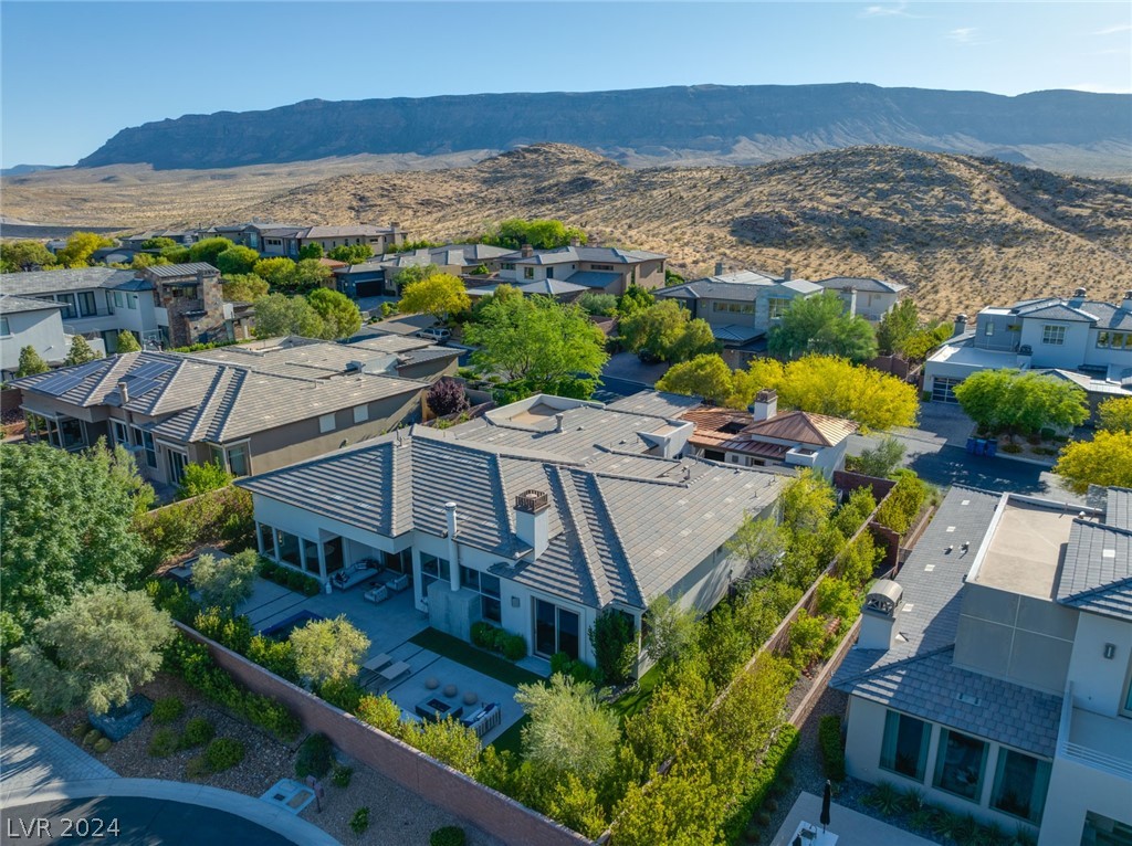 14 MIDNIGHT RIDGE Drive