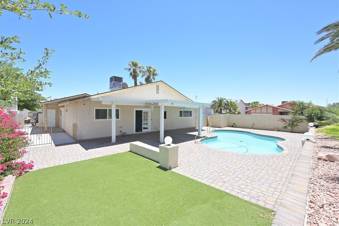 3751 RIANO Circle