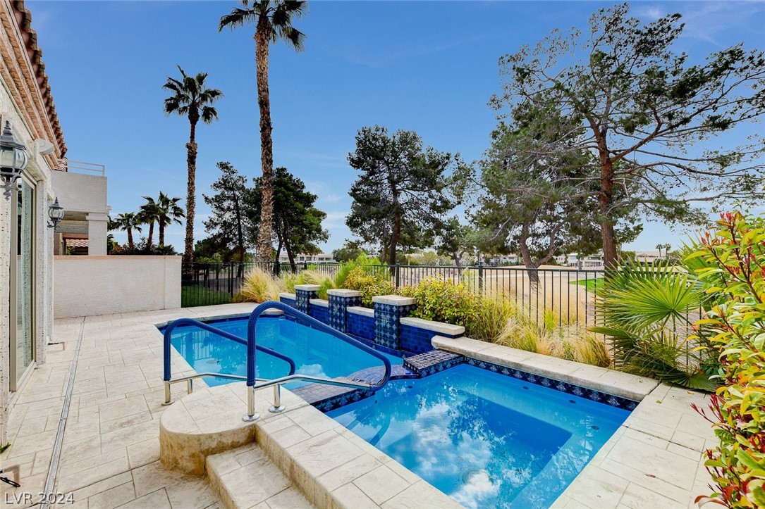 8941 Diamond Falls Drive