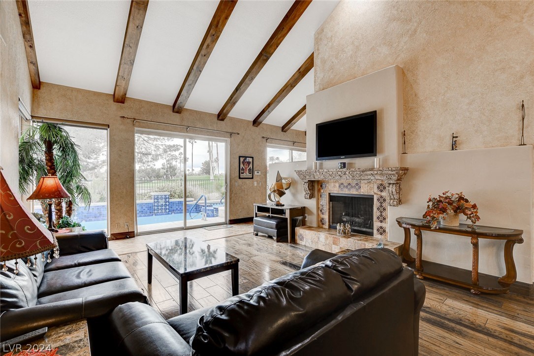 8941 Diamond Falls Drive