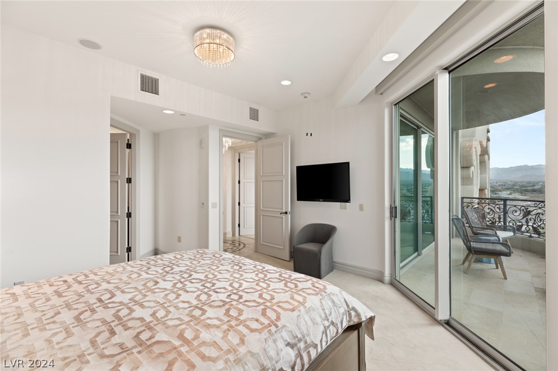 9101 Alta Drive 1703