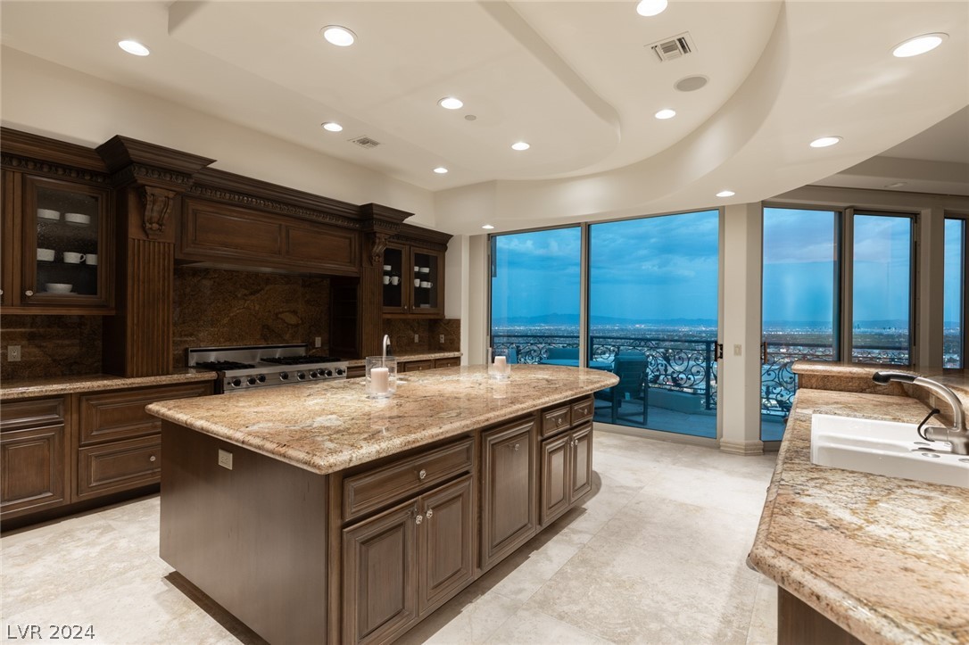 9101 Alta Drive 1703