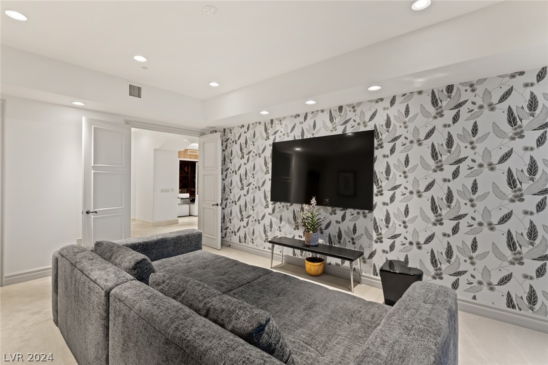 9101 Alta Drive 1703