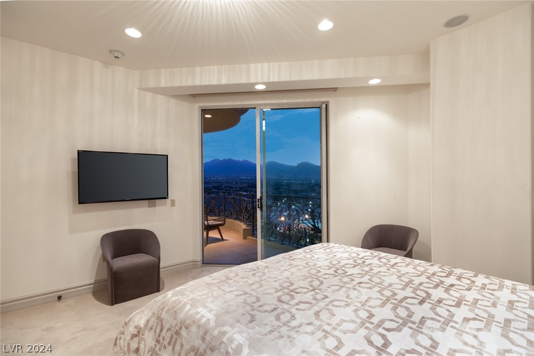 9101 Alta Drive 1703