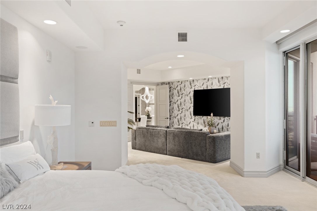 9101 Alta Drive 1703