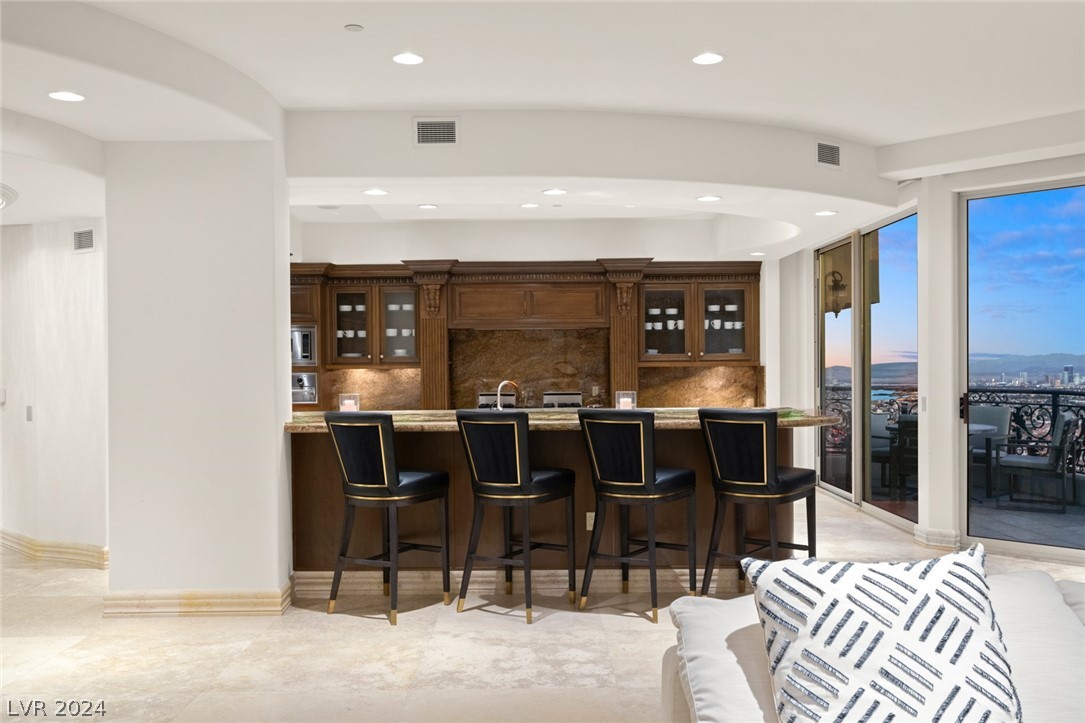 9101 Alta Drive 1703