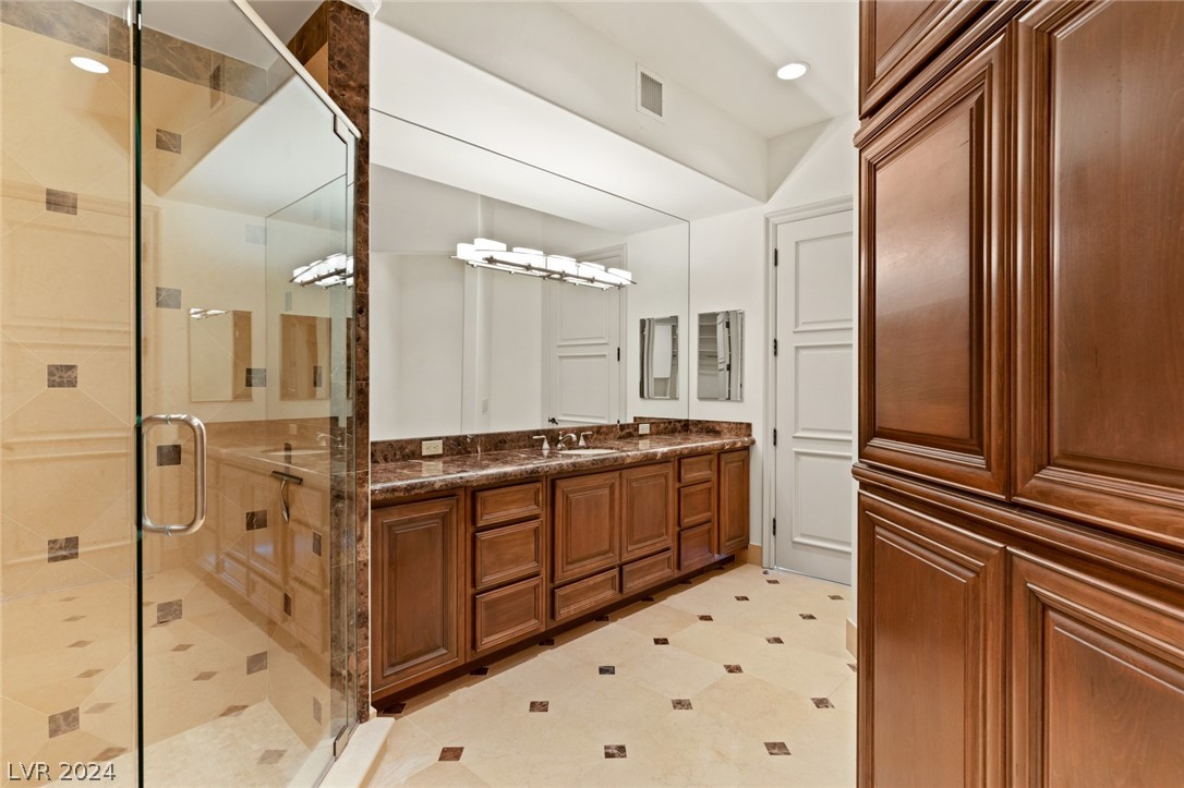 9101 Alta Drive 1703