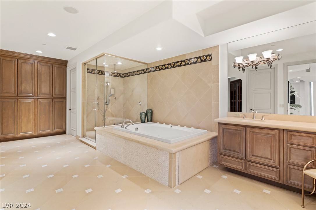 9101 Alta Drive 1703