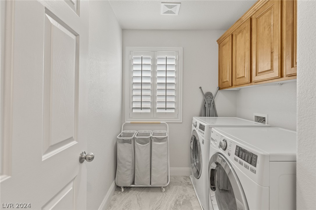 2296 AUTUMN FIRE Court