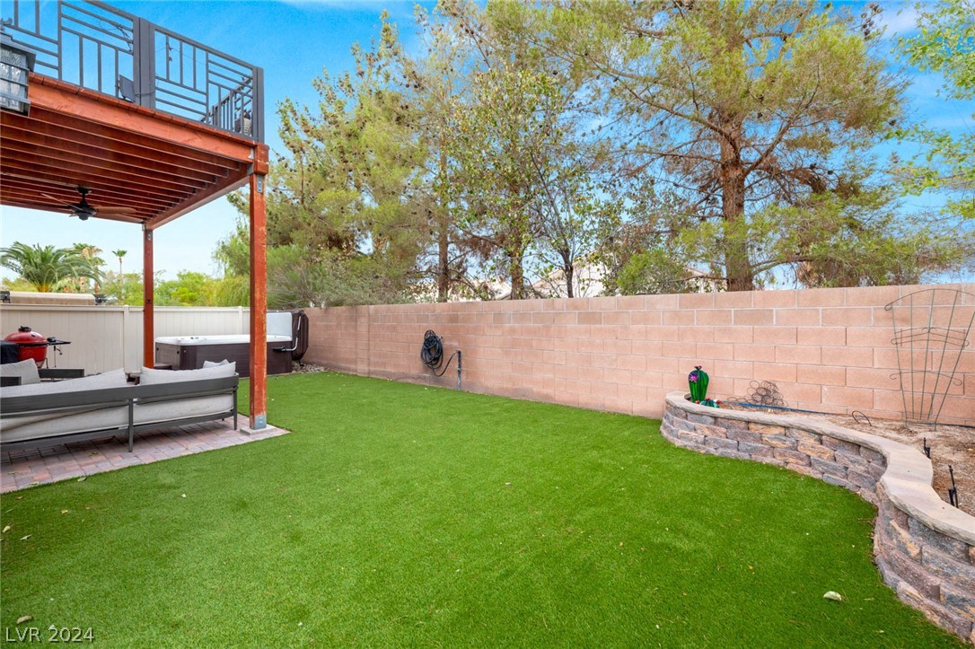 2296 AUTUMN FIRE Court