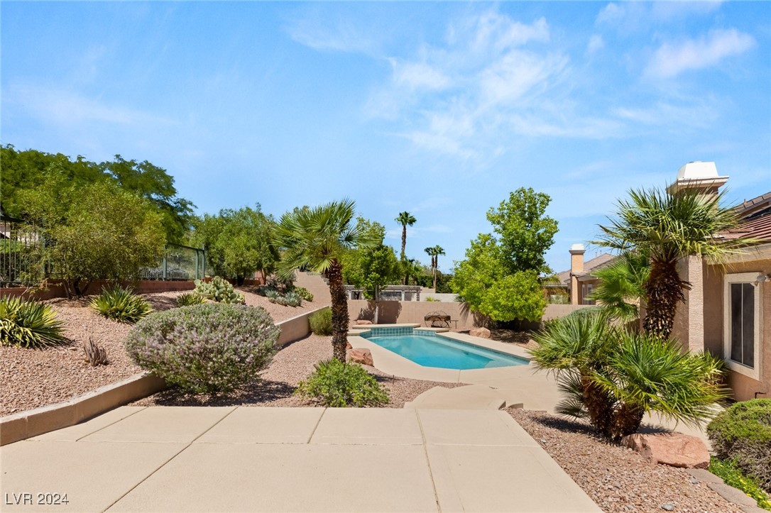 813 STAR PINE Drive