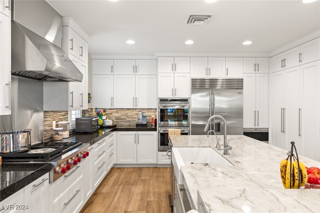 3308 BIRCHWOOD PARK Circle