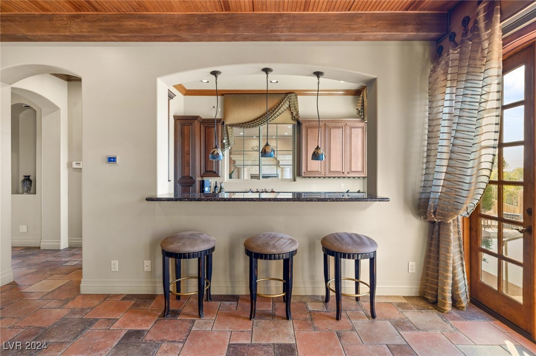 14 CORRAL DE TIERRA Place
