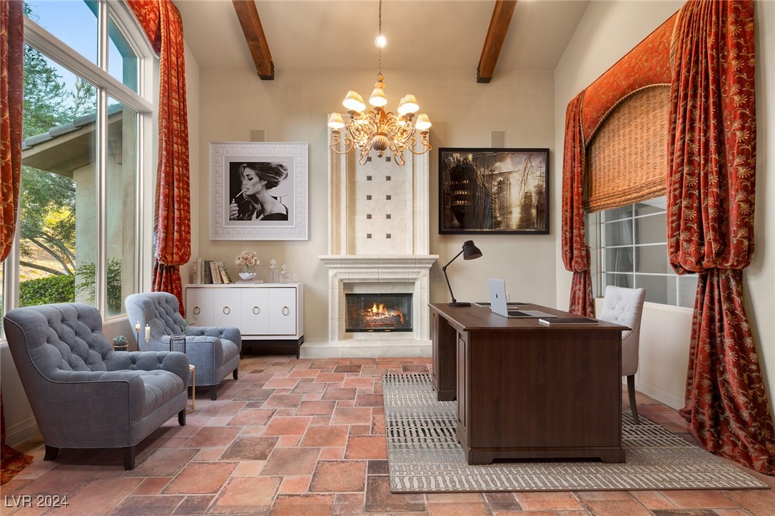 14 CORRAL DE TIERRA Place