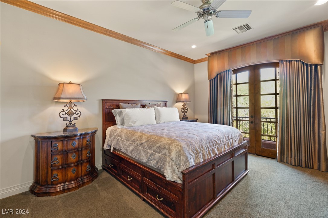 14 CORRAL DE TIERRA Place