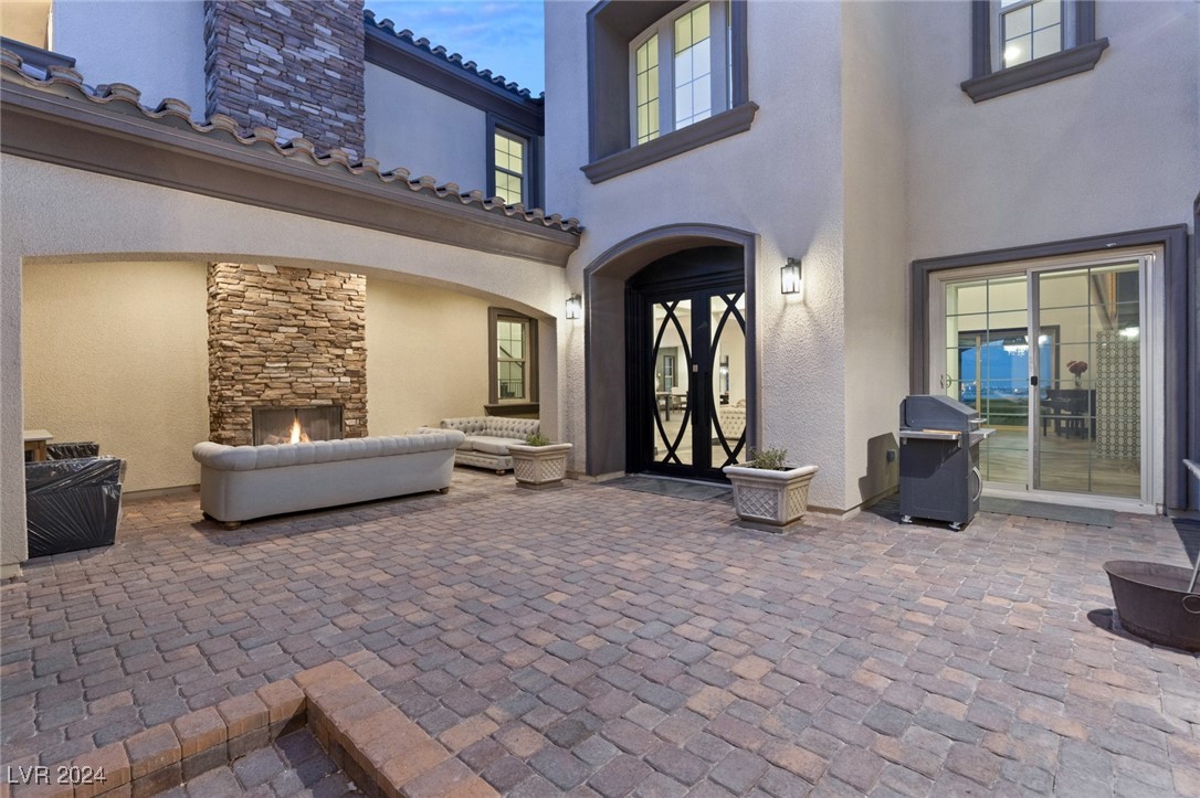16 OLYMPIA RIDGE Drive