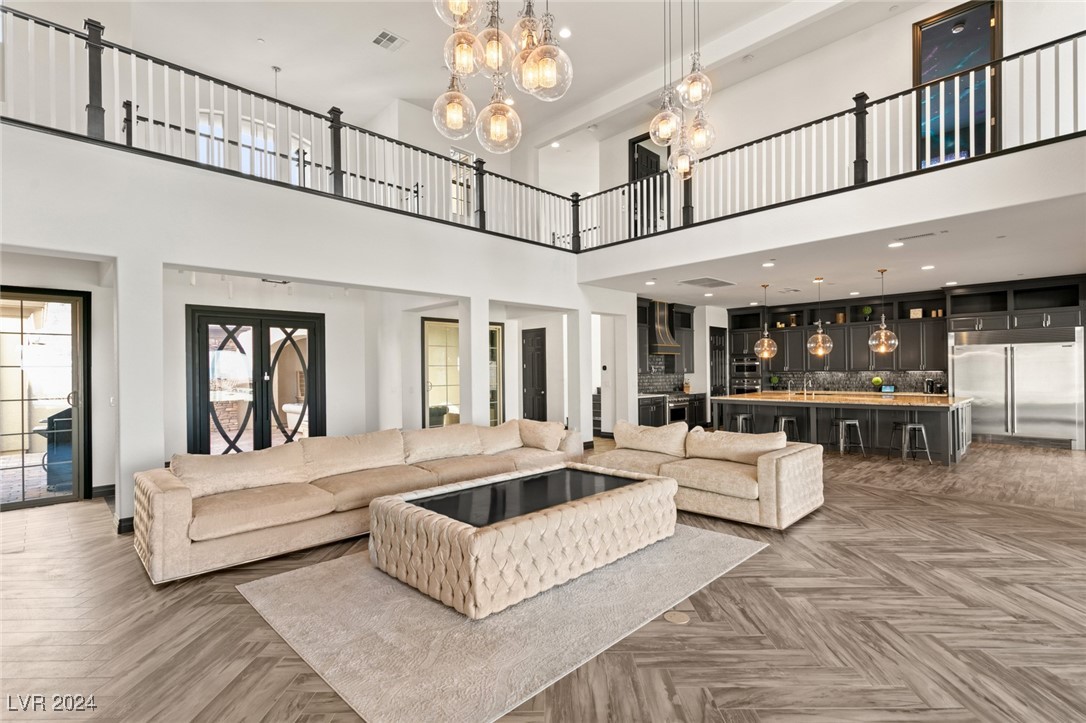 16 OLYMPIA RIDGE Drive