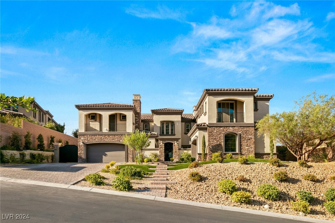 16 OLYMPIA RIDGE Drive