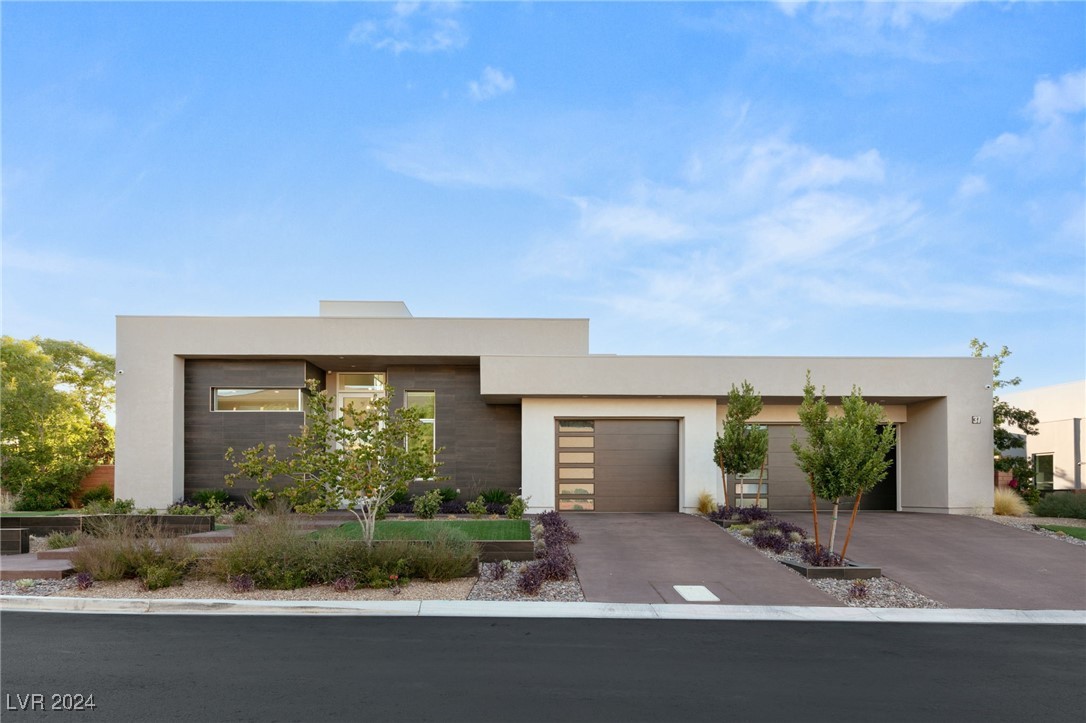 37 Hawkeye Lane