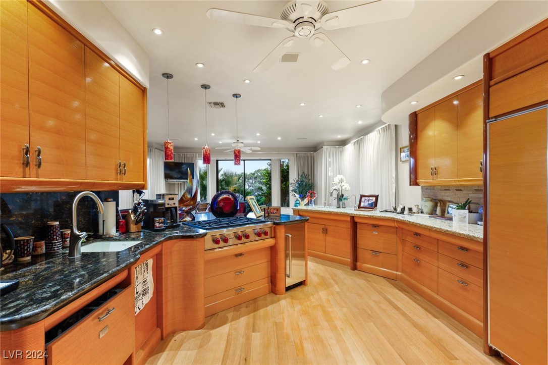8701 CANYON VIEW Drive