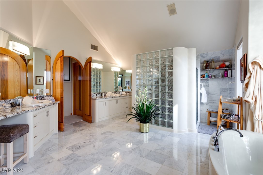 8701 CANYON VIEW Drive