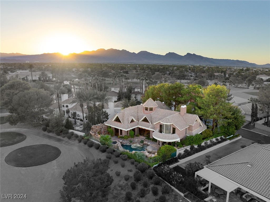 8701 CANYON VIEW Drive