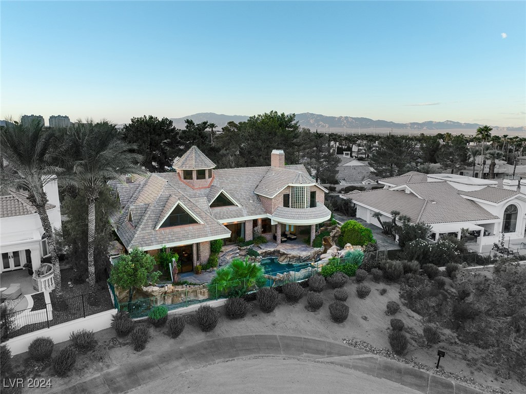8701 CANYON VIEW Drive