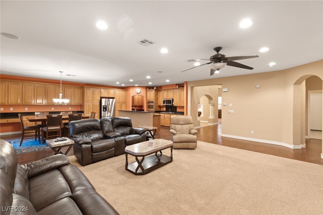 7217 SASHAYING SPIRIT Court