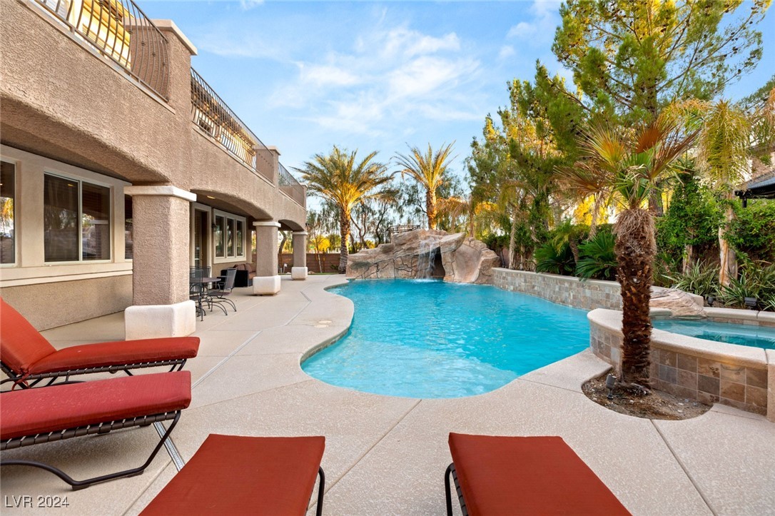 7217 SASHAYING SPIRIT Court