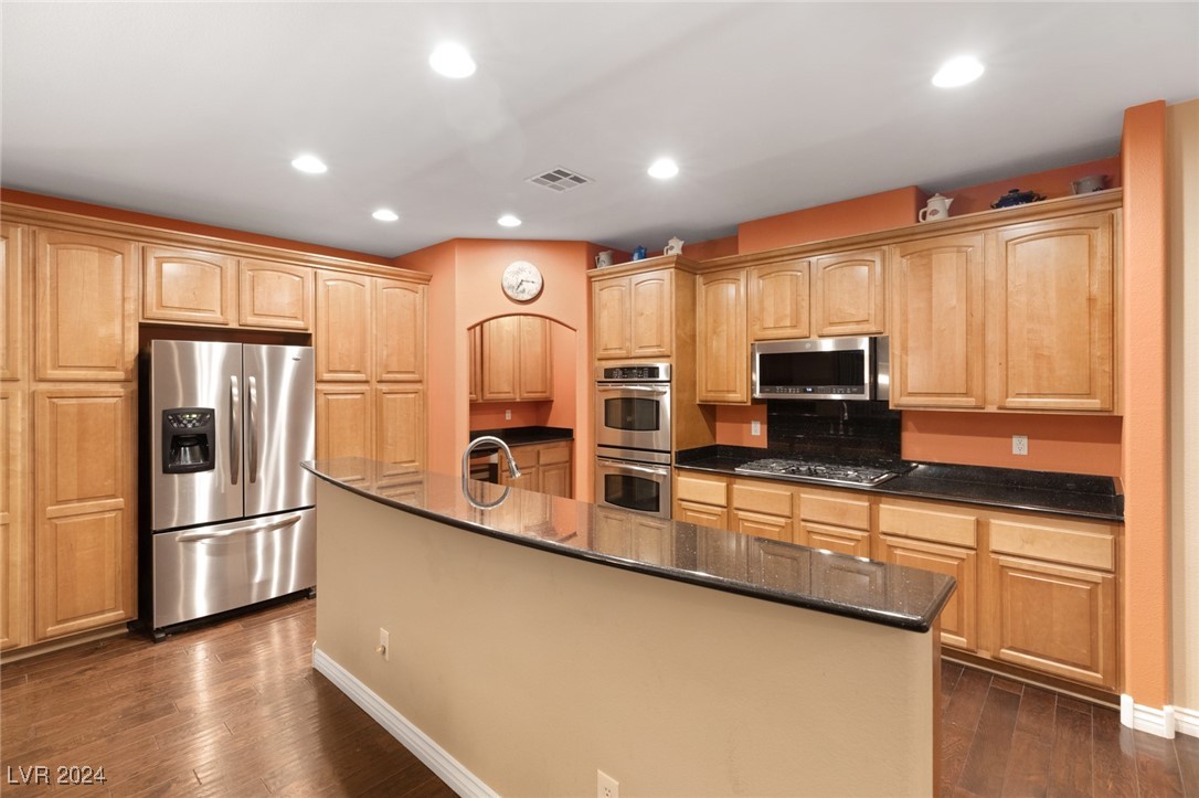 7217 SASHAYING SPIRIT Court