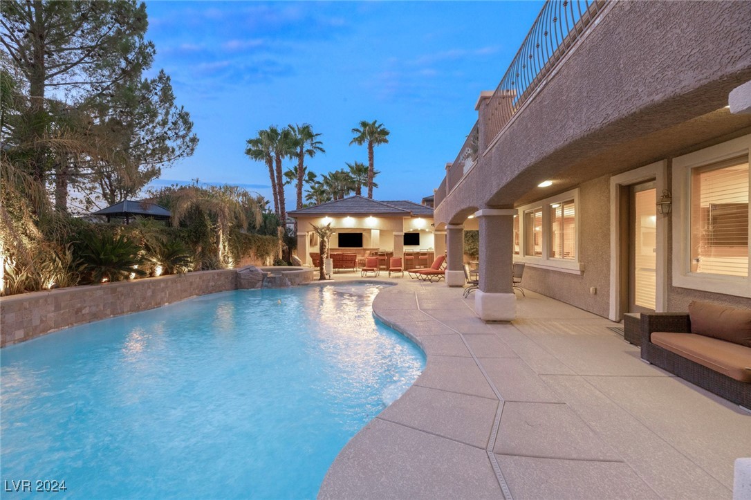 7217 SASHAYING SPIRIT Court