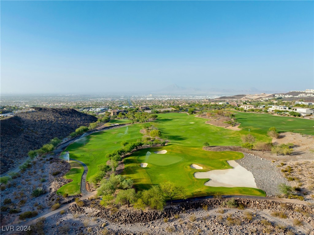 670 SCENIC CLIFF Drive