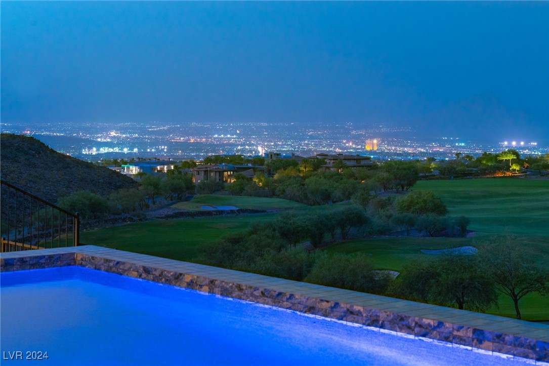 670 SCENIC CLIFF Drive