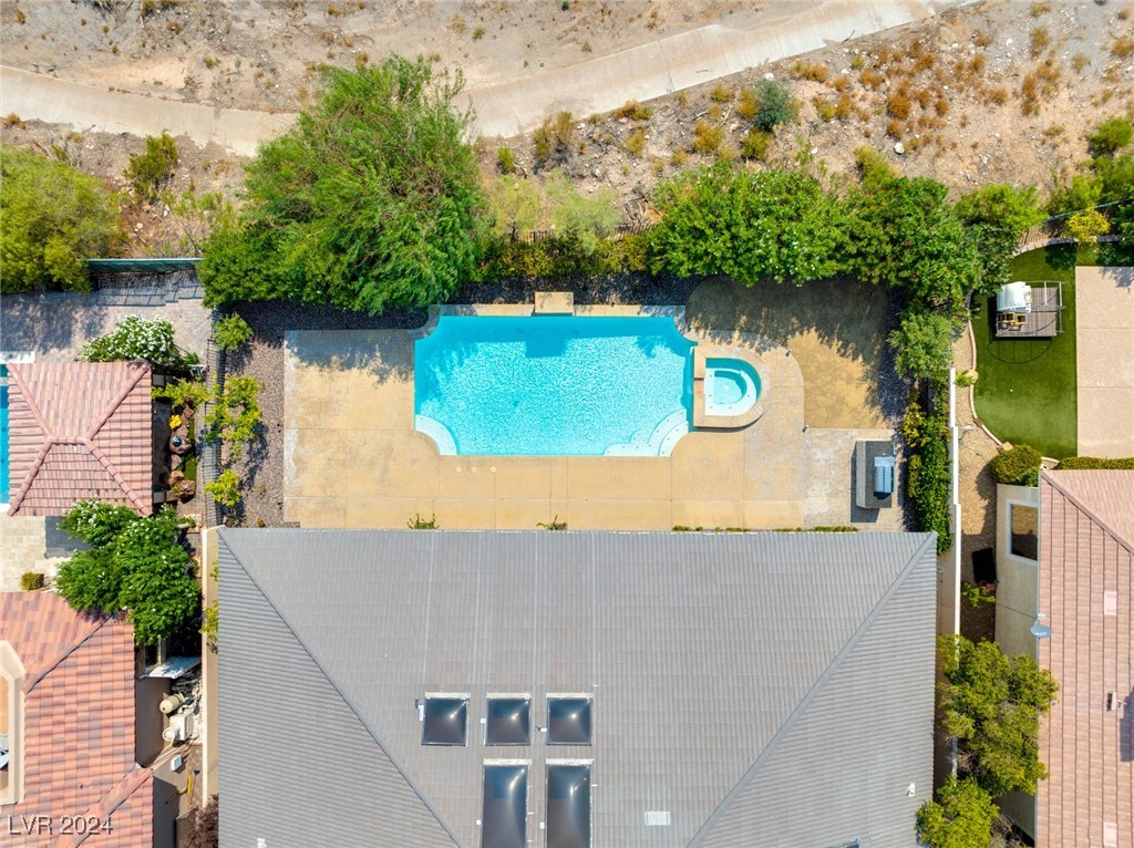 9517 VERLAINE Court