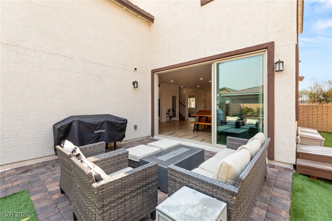 936 East SUNSET Road