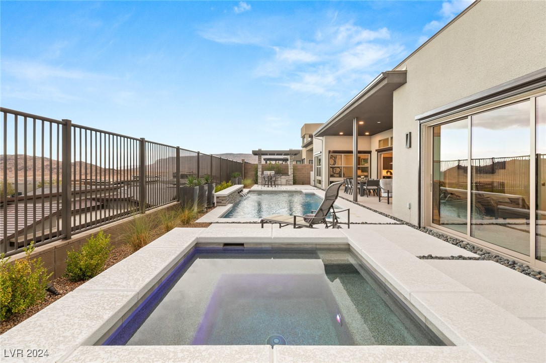 786 BOLIDE Street