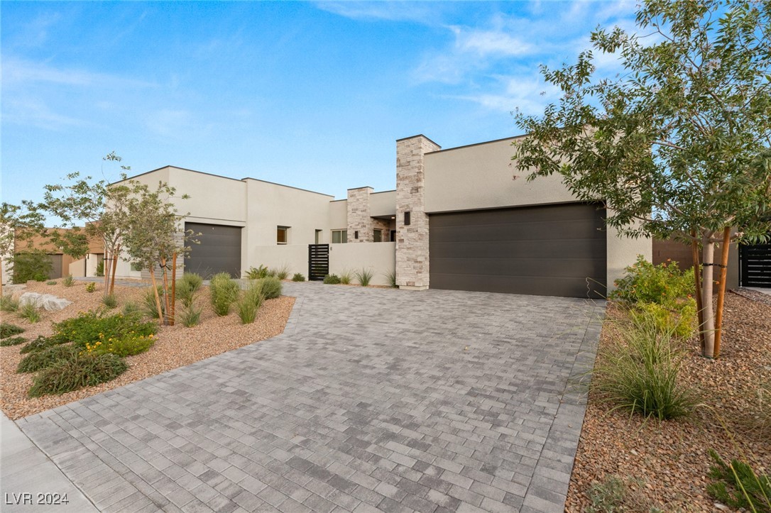 786 BOLIDE Street