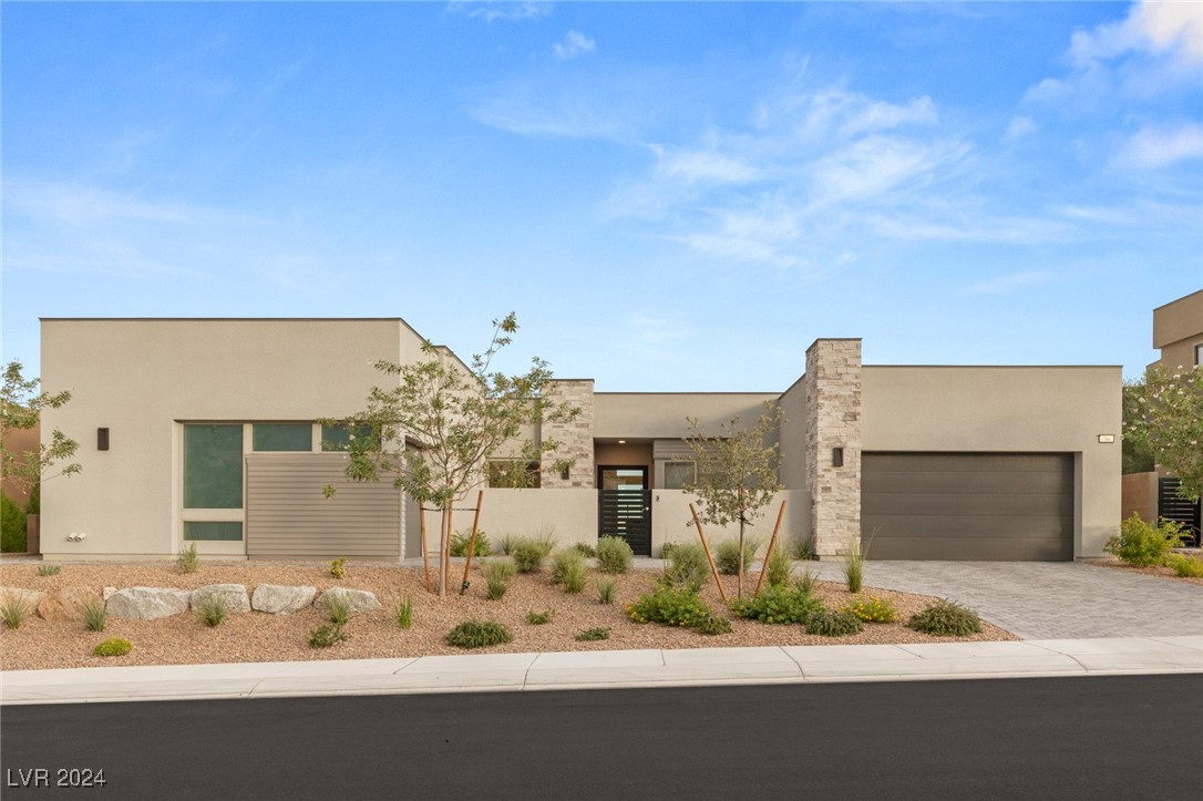 786 BOLIDE Street