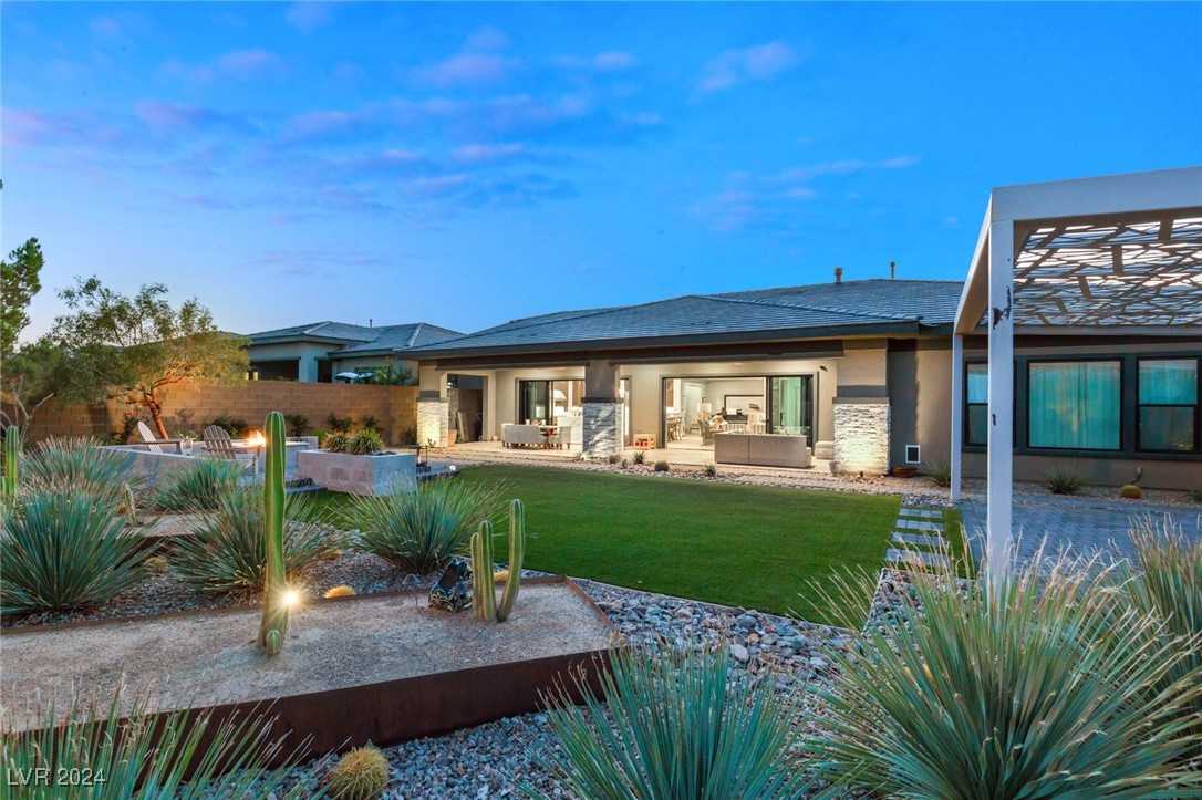 781 THISTLE FAIRWAY Street