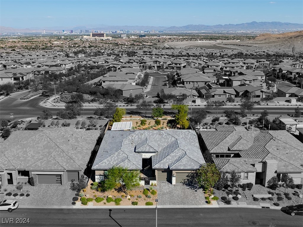 781 THISTLE FAIRWAY Street