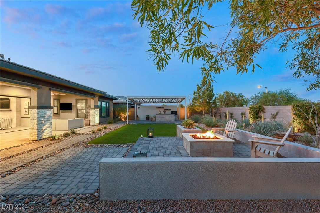 781 THISTLE FAIRWAY Street
