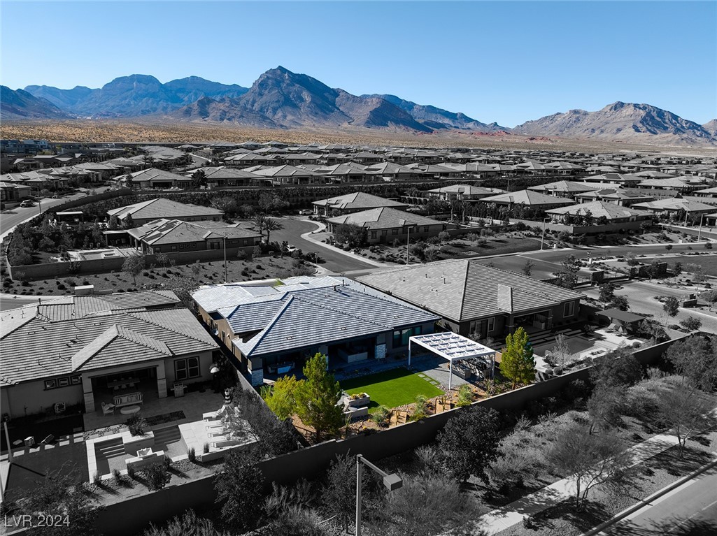 781 THISTLE FAIRWAY Street