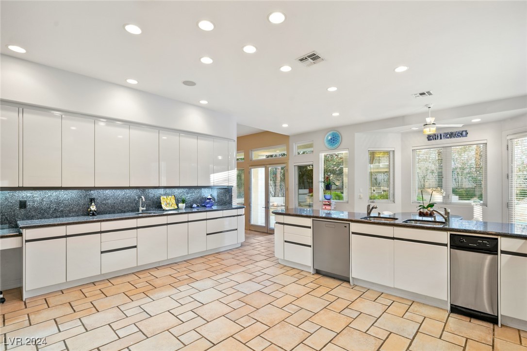 1509 GOLDEN OAK Drive